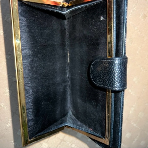 Authentic Chanel Wallet - Picture 6 of 10